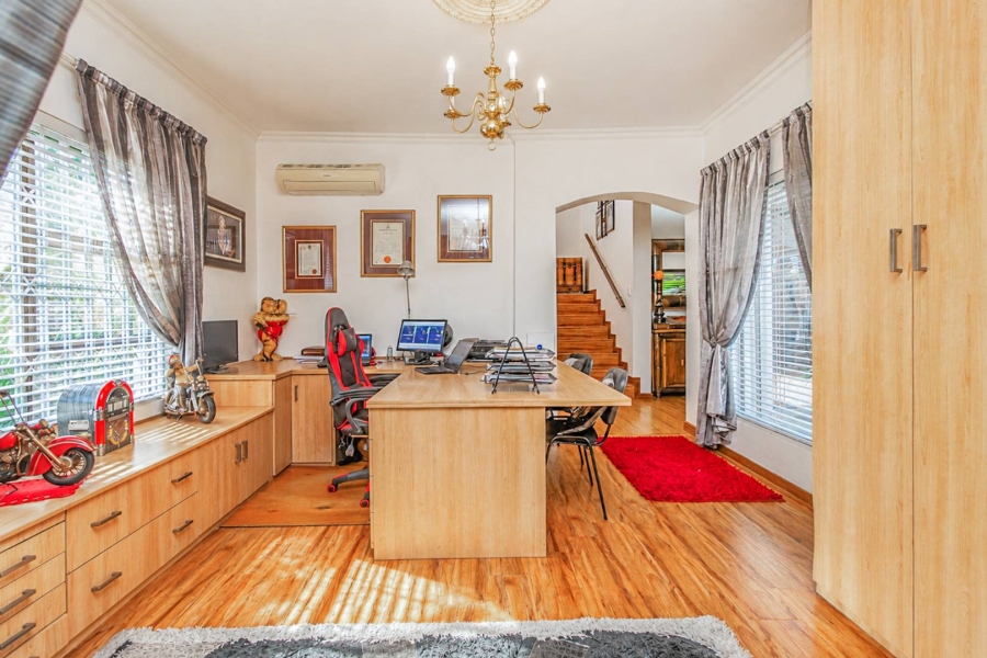 3 Bedroom Property for Sale in Melodie North West